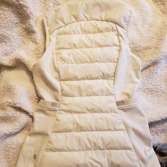 lulu🍋 vest! - Picture 2 of 4